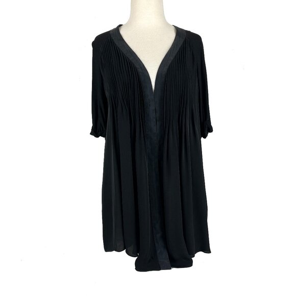 Elizabeth and James Tops - Elizabeth & James 100% Silk Cardigan Black Lagenlook Pintuck Flowy Top Womens M